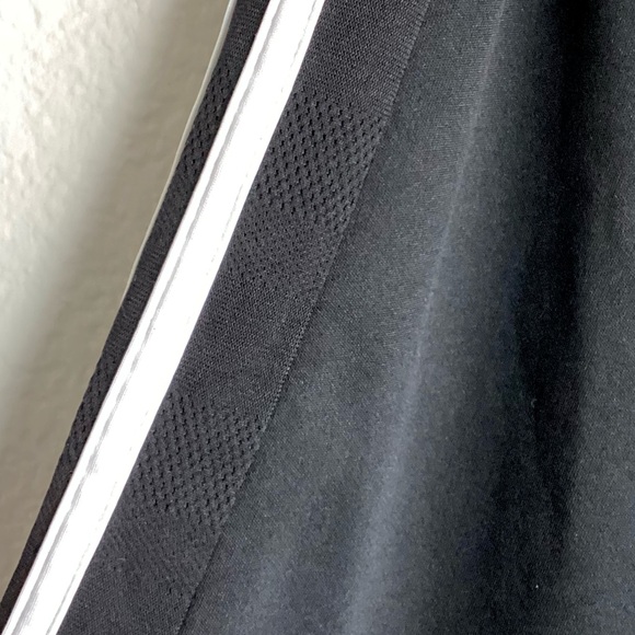 \Adidas\ Climacool Black Shorts - Picture 13 of 16